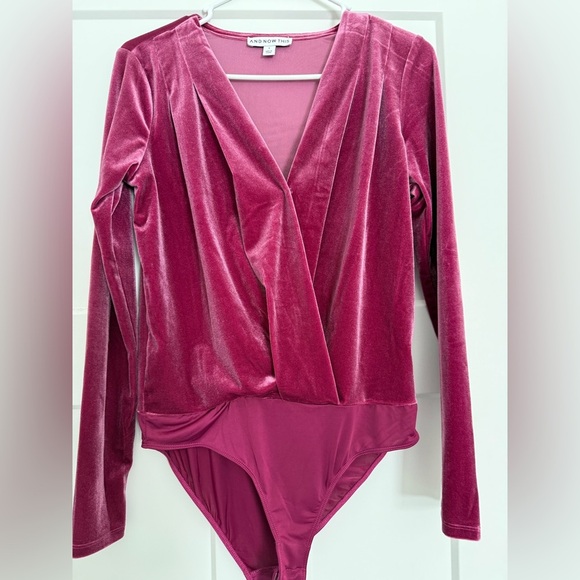 And Now This Women's Velvet Long-Sleeve Surplice Size Small - Picture 1 of 4